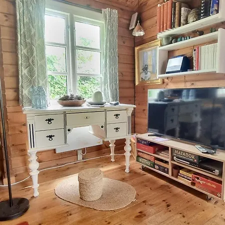 Semesterbostad Ferienhaus-auf-naturgrundstueck-mit-ofen-tischfussball-und-zwei-terrassen Ristinge